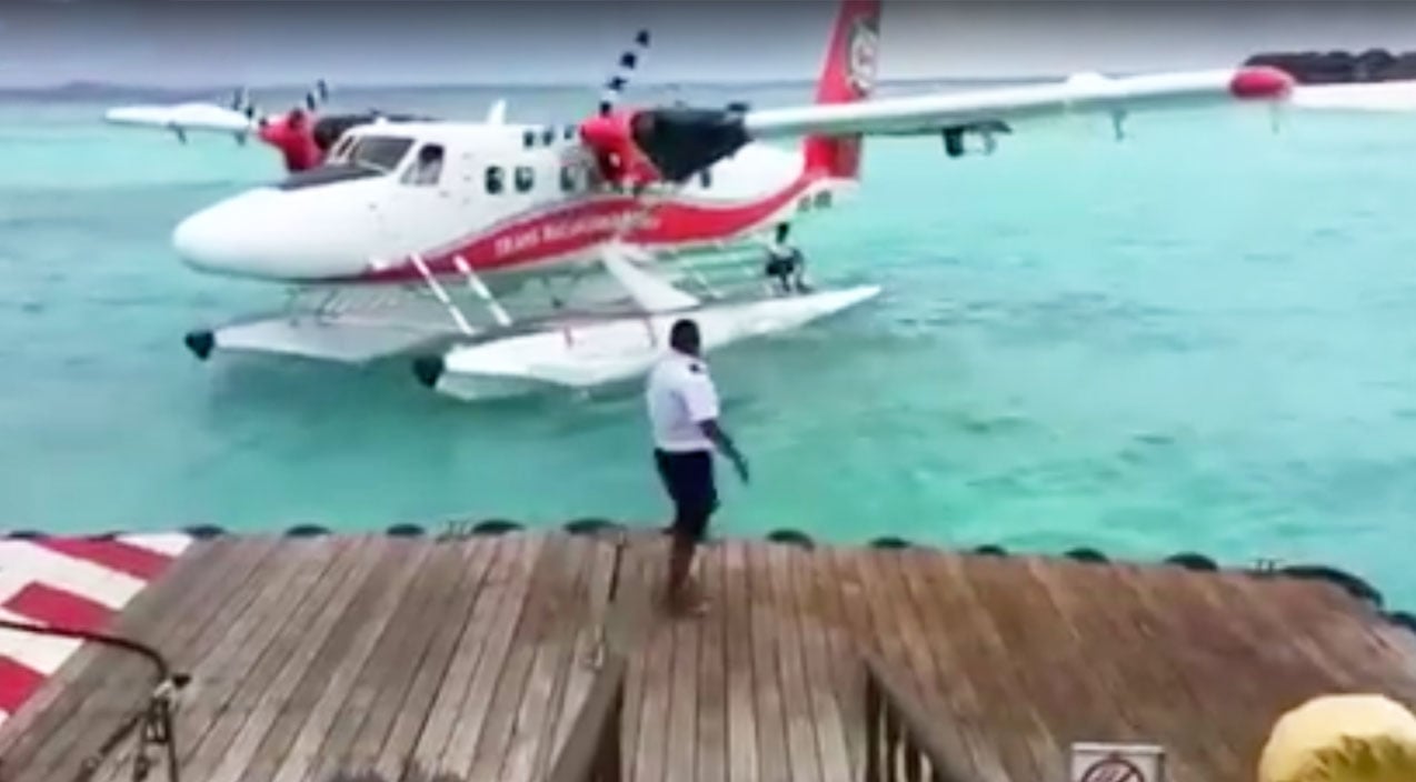 Expert Float Plane Pilot Backs It Up For The Ultimate Parallel Parking
