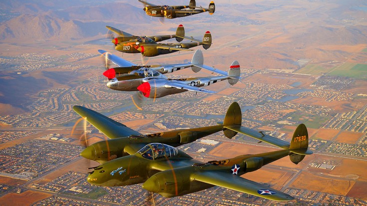 Stormy Skies: 5 P-38 Lightnings Fly In Formation | World War Wings Videos