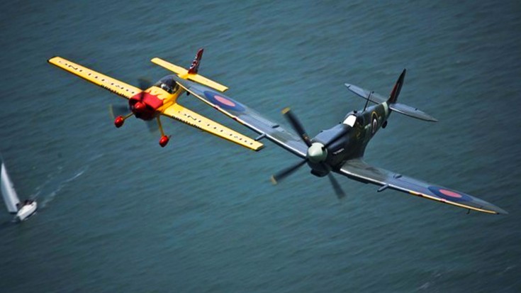 Spitfire Mk IX Faces Off Against MX2 | World War Wings Videos