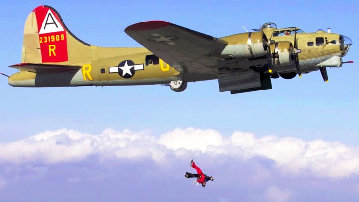 They Put Four Cameras On A B-17 To Give You The Best Shots Of These Daredevils | World War Wings Videos