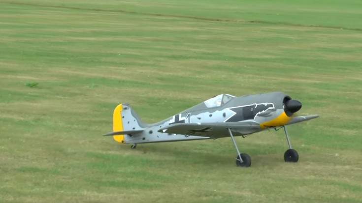 RC Focke Wulf FW190 Tip Stalling Ends In Unfortunate Crash | World War Wings Videos