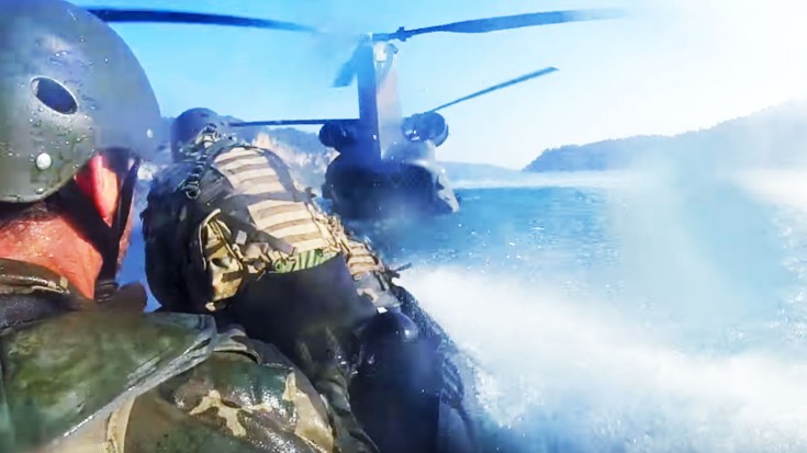 Chinook Floods And Swallows Up Special Forces Boat | World War Wings Videos
