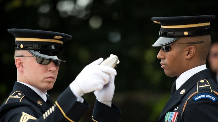 This Is What Happens When You Laugh At The Tomb Of The Unknowns | World War Wings Videos