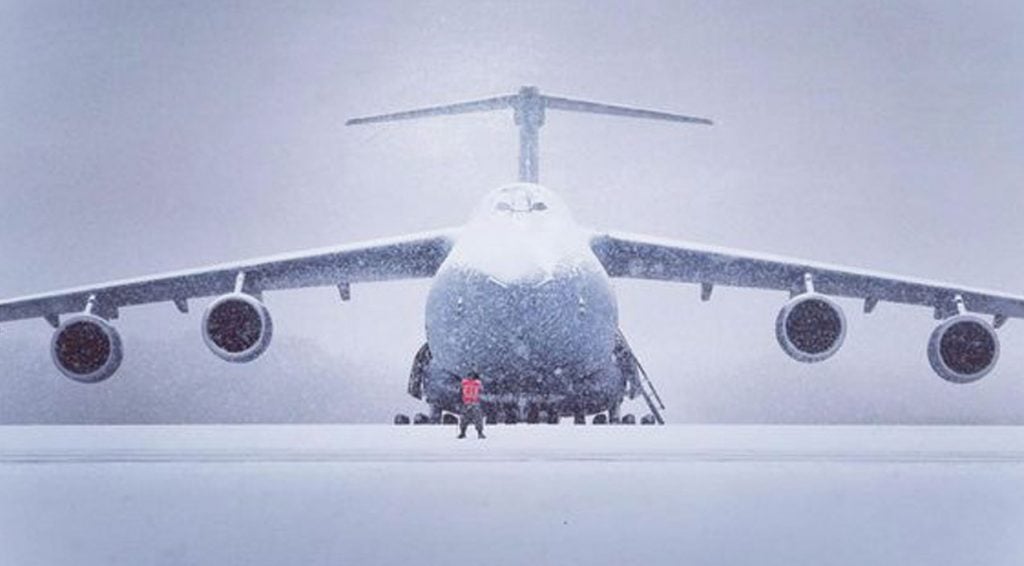 c-5-galaxy-snow