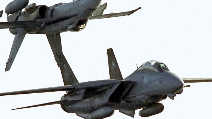 Inverted F/A-18 On Top Of An F-14 Is The Coolest S*** You'll Ever See ...