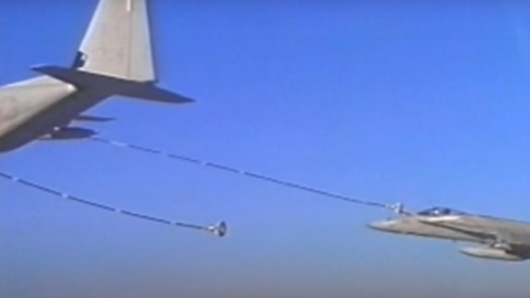 6 Refueling Mishaps That Didn’t Go So Well | World War Wings Videos