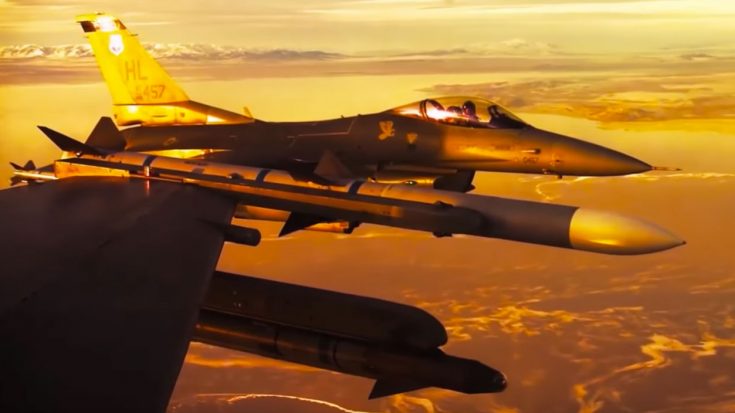 Lifelong F-16 Pilot Flies The F-35 – His Unexpected Reaction | World War Wings Videos
