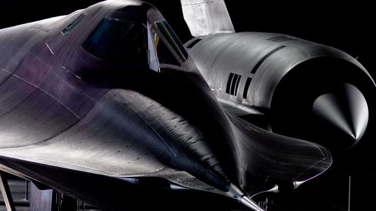 The World’s Fastest Jet Blasting Past Mach 3 | World War Wings Videos