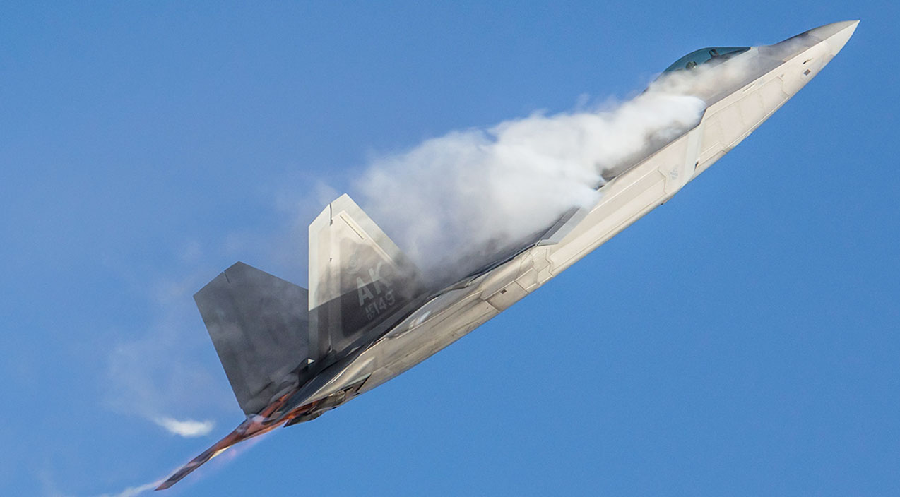 Supersonic F22 Roars Into The Sky At The Arctic Thunder Air Show