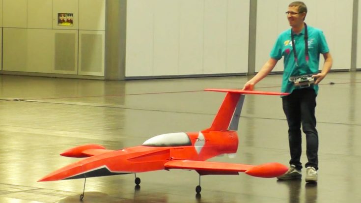 The First Giant RC Jet Built For Flight Indoors – That’s Right, Indoors | World War Wings Videos