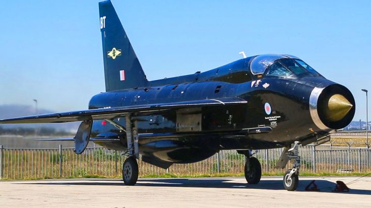 Last Electric Lightning T5 Restored To Flying Condition | World War Wings Videos