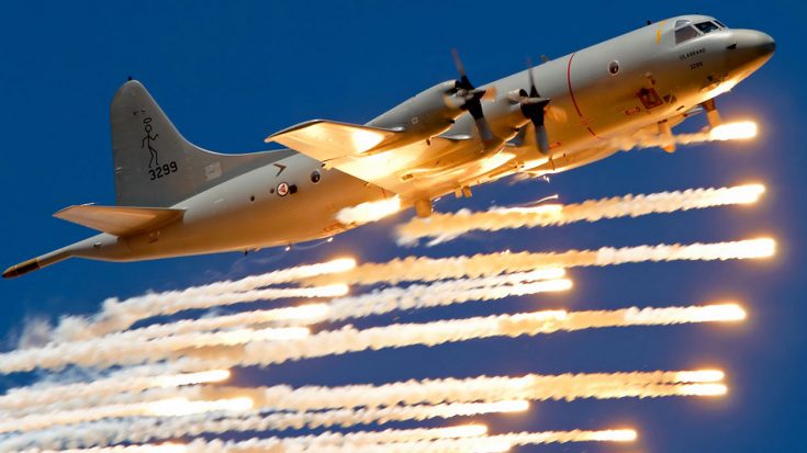 P-3C Orion Anti-Sub Bomber Soaring In The Sunset | World War Wings Videos