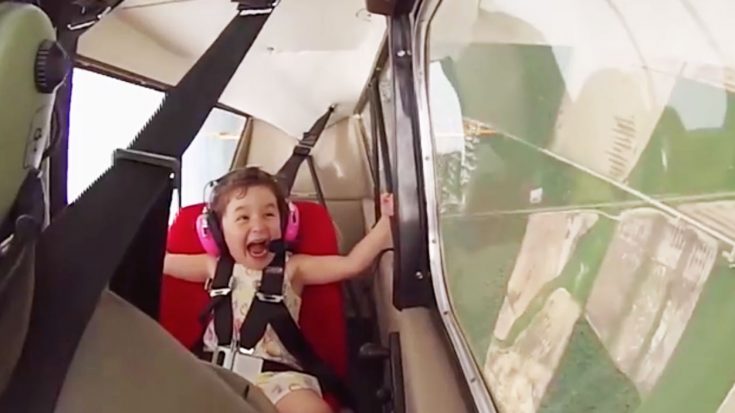 Dad Takes Daughter On Stunt Ride And She Loves It | World War Wings Videos