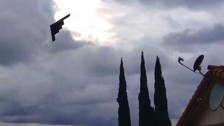 B-2 Pulls Off Extremely Low Neighborhood Flyover | World War Wings Videos