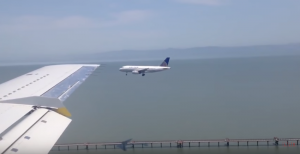 Two Planes Landing At The Same Time – It’s So Awesome