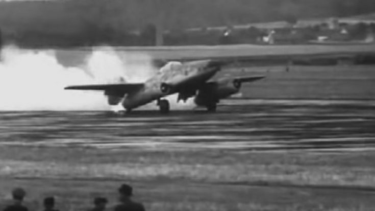 The Me-262’s First Flight Didn’t Go Very Well | World War Wings Videos