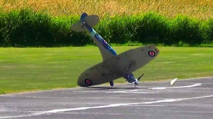 Gigantic Scale RC Spitfire Crashes Hard – Ouch, That Ain’t Good | World War Wings Videos