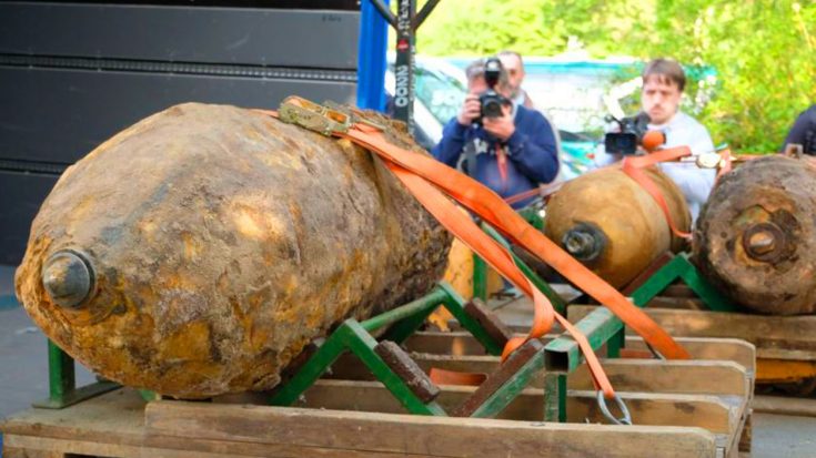 News| Discovery Of Massive British Bombs Forces The Largest Evacuation In Germany’s History | World War Wings Videos