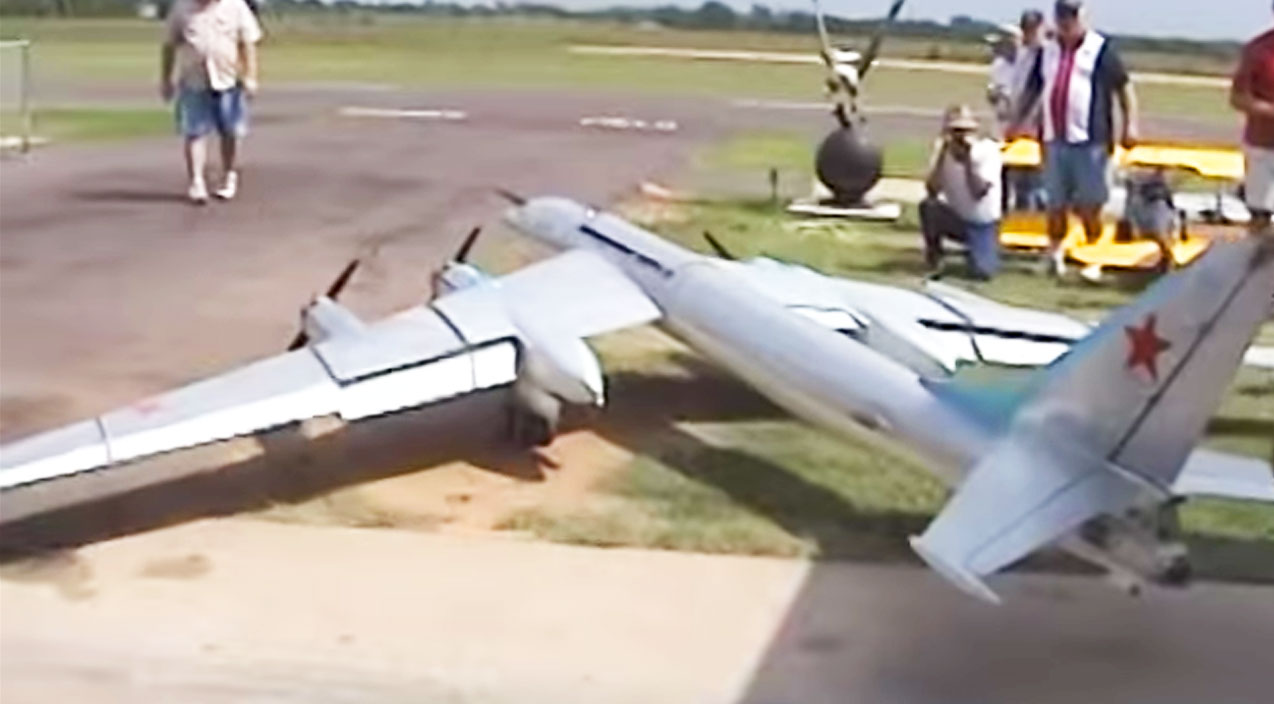 This Guy Builds Large Rc Tu-95 'Bear'-To Scale, And It's Loud - World ...