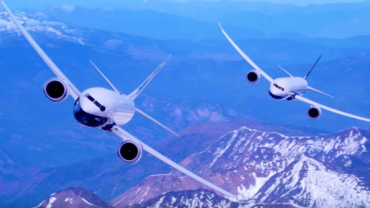 Gigantic 787 Dreamliner Soars In Extremely Tight Formation With 737 MAX | World War Wings Videos