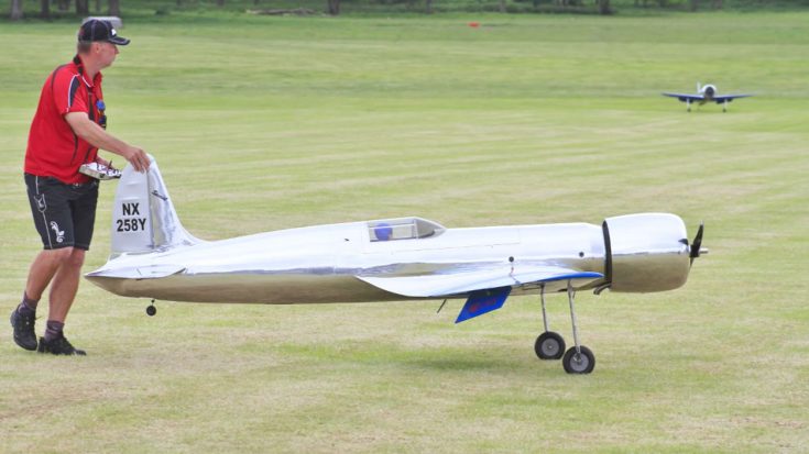 Hughes H-1 Racer Builder- Large RC Model | World War Wings Videos