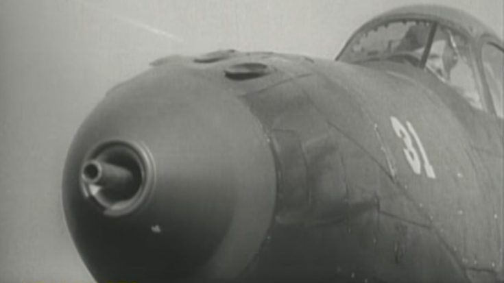 RP-39 Airacobra Firing Its Cannon Through The Nose | World War Wings Videos
