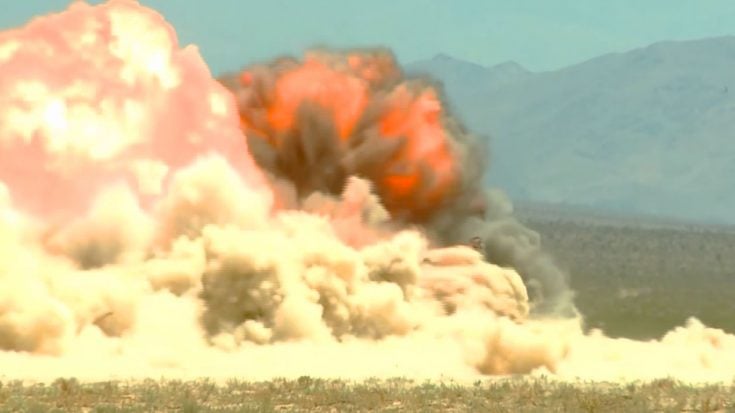 Savage A-10 Warthog Blasts Desert Full Of Heavy Vehicles – They Had No Chance | World War Wings Videos