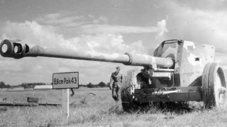 Gigantic Tank-Killer Gun – Obliterates Targets From 9 Miles Away | World War Wings Videos