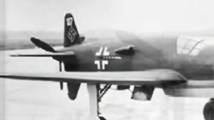 The Luftwaffe’s Pusher Style Fighter That ‘Outclassed’ The Mustang And Spit | World War Wings Videos