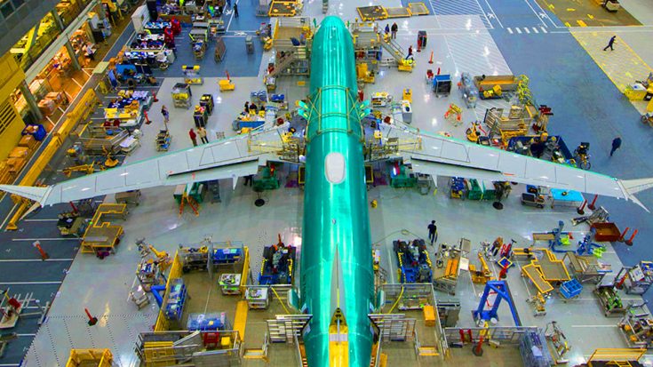 How To Build A Huge Boeing 737 In Only 9 Days | World War Wings Videos