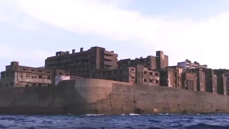Sickening Past Of Japan’s Battleship Island [Warning Graphic Content] | World War Wings Videos