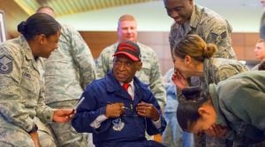 Tuskegee Airman Gives Vital Lesson To F-22 Crew – The Most Important Detail