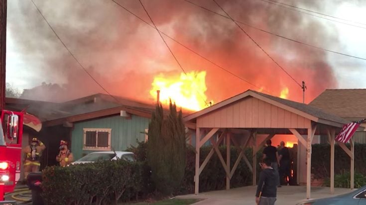 Aftermath Of The Plane That Just Crashed Into A House In San Diego | World War Wings Videos