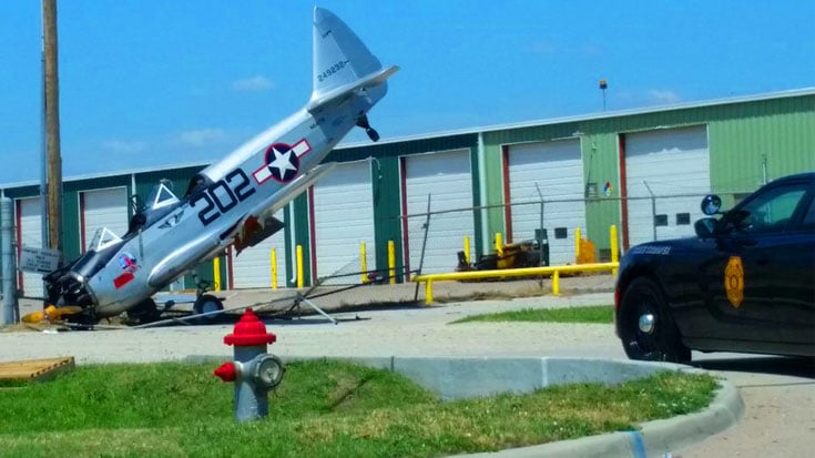 Priceless Warbird Crashes During Memorial Day Flyover Ceremony – Officials Reveal The Cause | World War Wings Videos