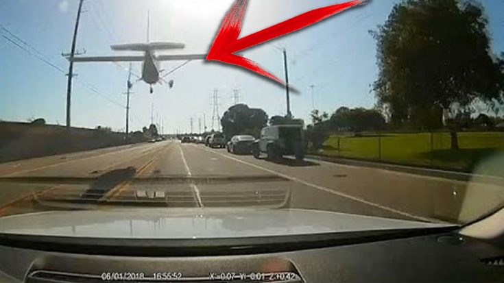 Pilot In Trouble Just Made A Spectacular Emergency Landing On Busy L.A. Road | World War Wings Videos