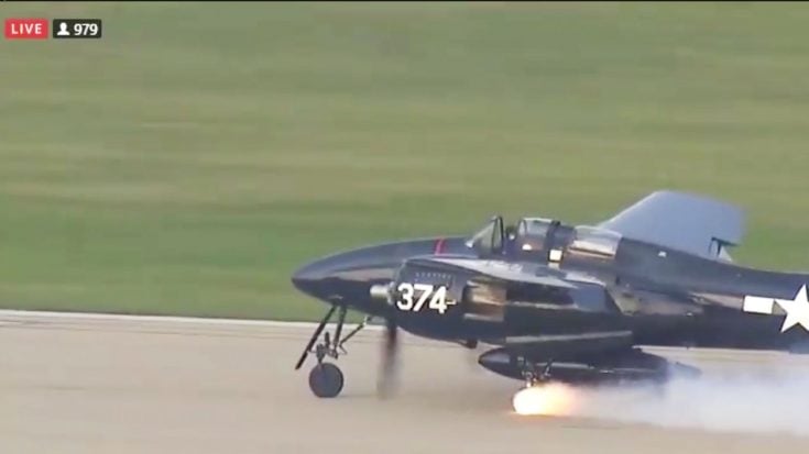 F7F Tigercat Loses Wheel On Landing | World War Wings Videos