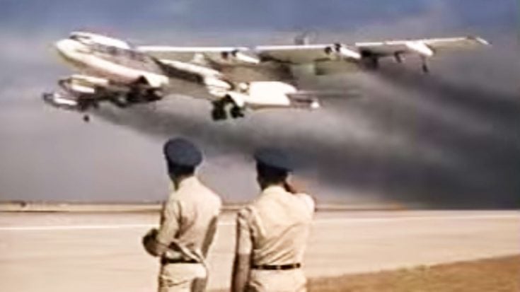 If You’ve Never Seen 5 B-52s Take Off 14 Seconds Apart, Well, Here You Go | World War Wings Videos