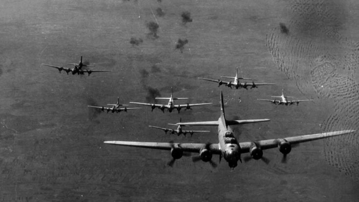 “I Fell 4 Miles And Lived” –  B-17 Tail Gunner’s Declassified Survival | World War Wings Videos