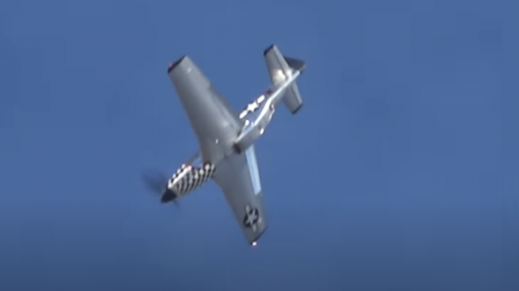Pilot Pushes P-51 Mustang To Limits With These Incredible Aerobatics | World War Wings Videos Pilot Pushes P-51 Mustang To Limits With These Incredible Aerobatics | World War Wings Videos