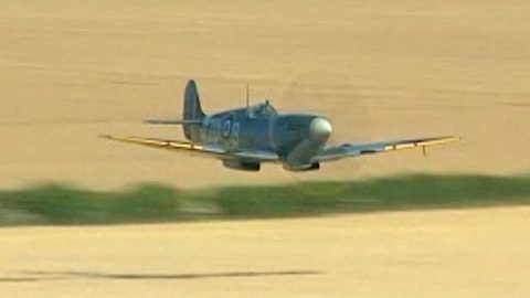 Best Spitfire Pilot Shows Off | World War Wings Videos