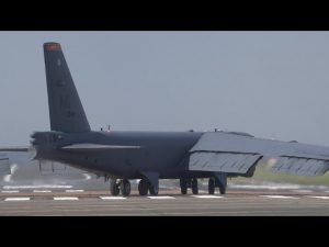B-52 Crosswind Take Off- Looks Daring