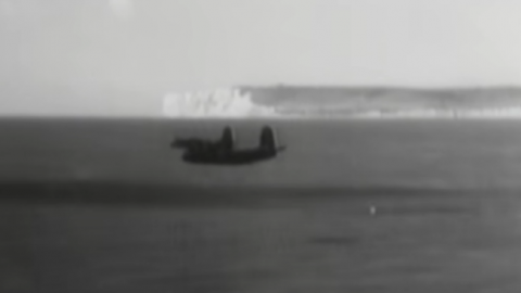 Dramatic Low-Level Flying Bomber Footage (1943) | World War Wings Videos