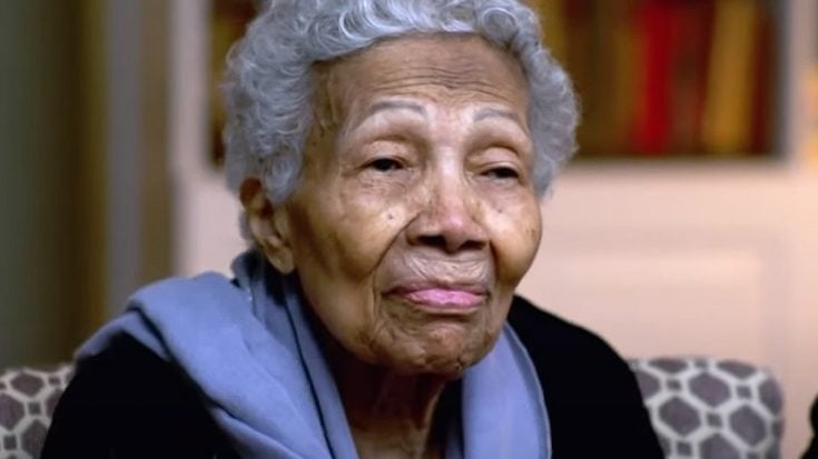 102-Year-Old World War II Veteran Shares Her Story | World War Wings Videos