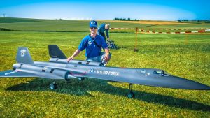 Probably The Best SR-71 Blackbird RC Ever
