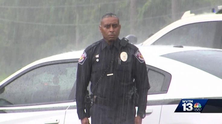 Alabama Officer Stands In Rain to Pay Respect to WWII Veteran | World War Wings Videos
