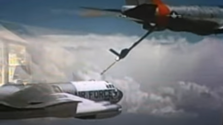 Refueling In the Air Scene from Gathering of Eagles | World War Wings Videos