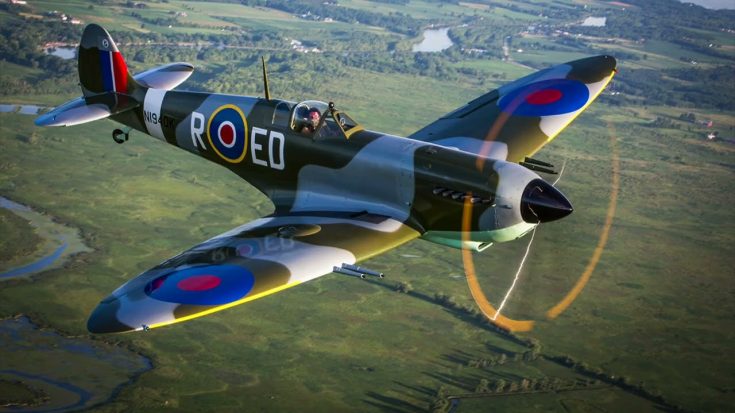 Guy Puts Spitfire MkIX Full Scale Replica For Sale | World War Wings Videos