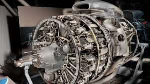 100 Years History – Big American And British Engines Starting Up