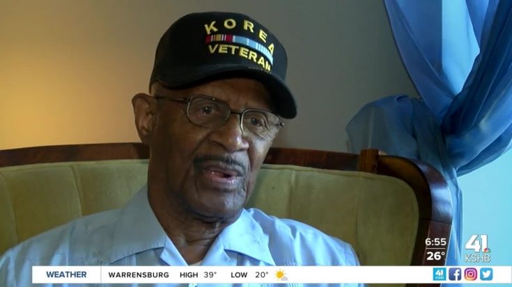 Korean War veteran receives service medals 70 years later | World War Wings Videos