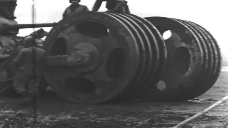 Mine Exploder T1E3 Sherman Variant in Action | World War Wings Videos